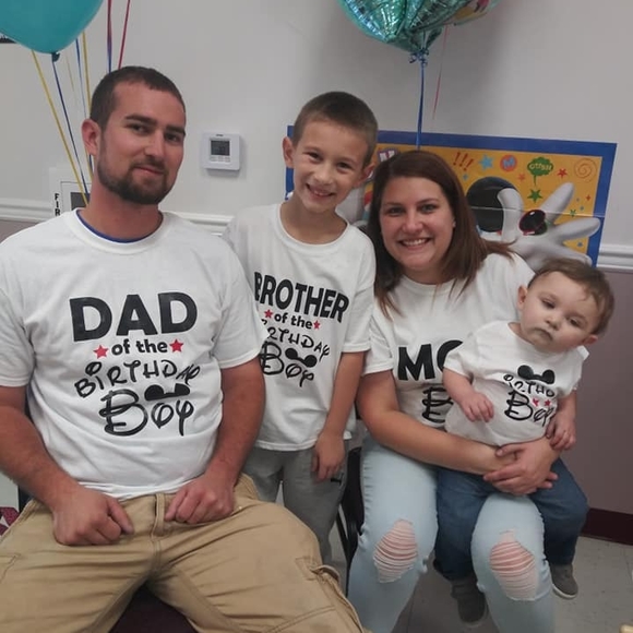 Meet your Posher, Lacey - Picture 1 of 1